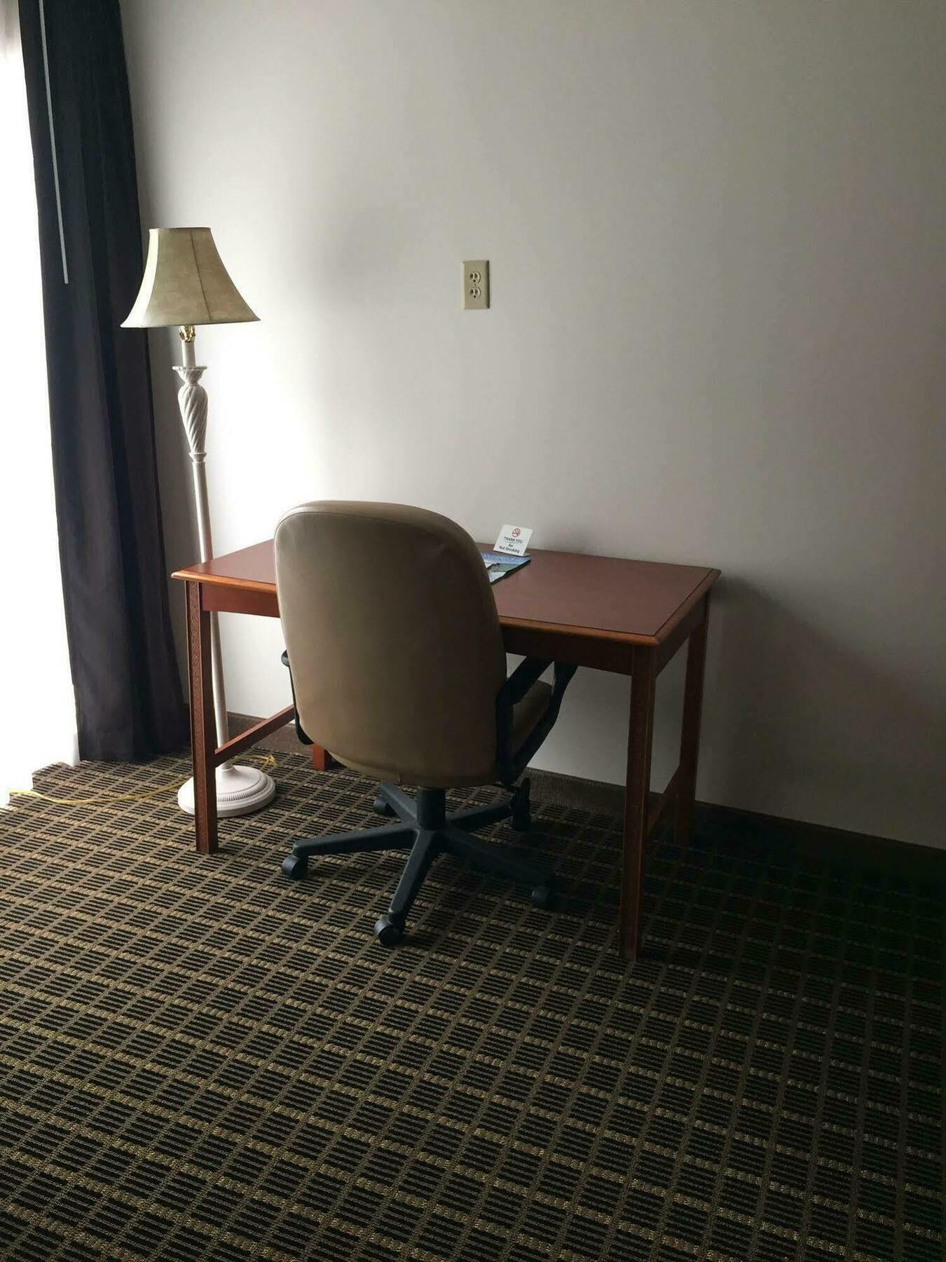 Red Roof Cambridge, Oh Hotel 3*
